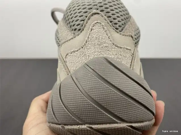 hype GX3067 Adidas Yeezy 500 0525